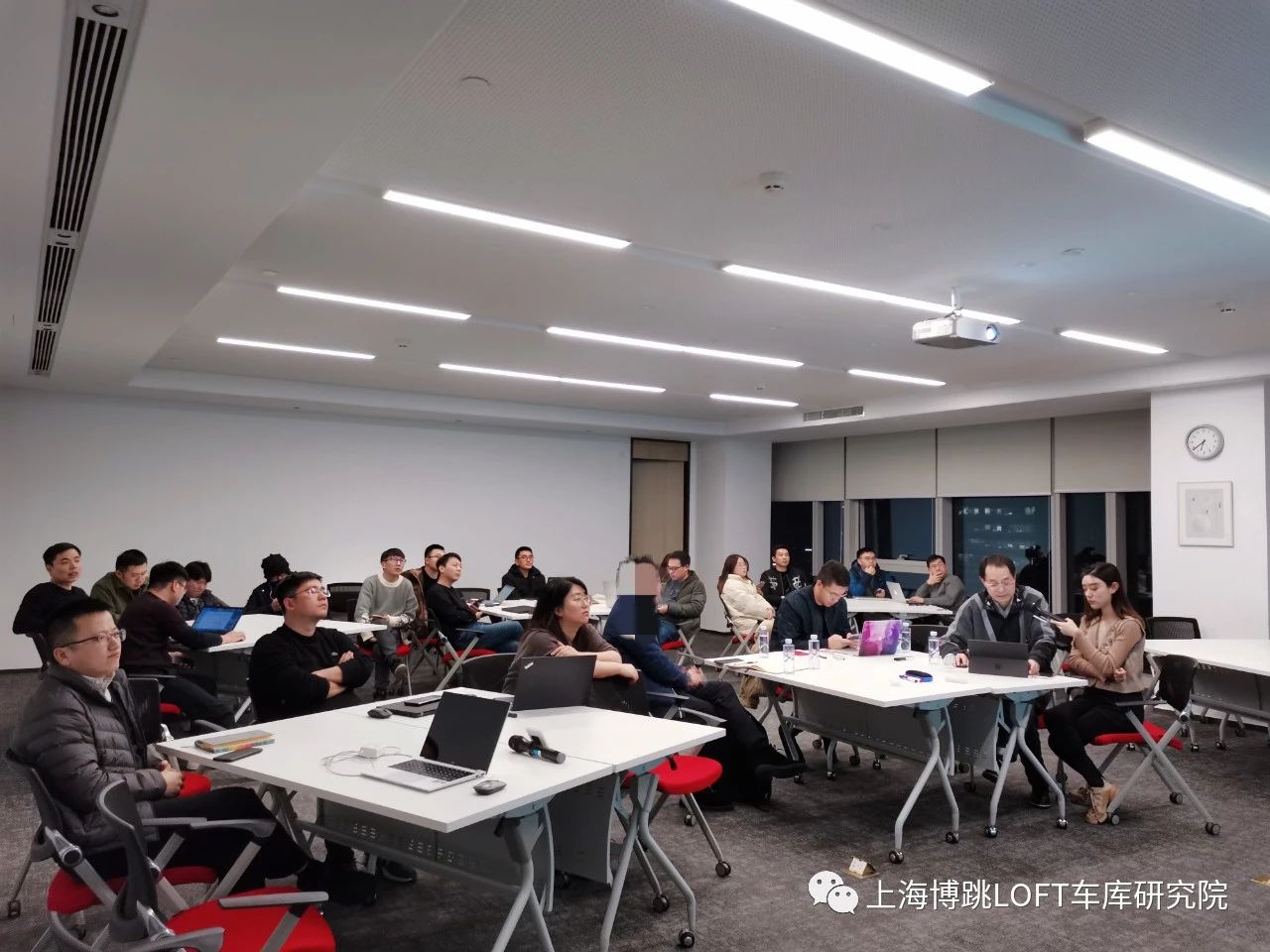 荆州杭州LOFT车库专题会